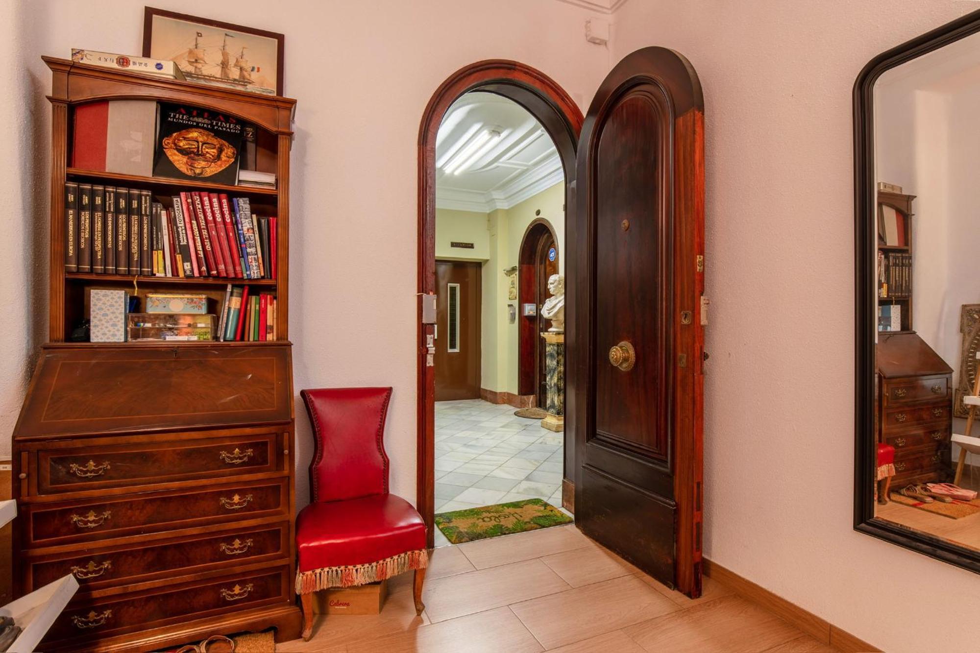 Mirador 5 Del Mercado Central - Habitacion Con Bano Privado En El Centro De La Ciudad Vella Valencie Exteriér fotografie